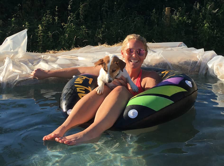 Family Build Swimming Pool In Their Back Garden Using Hay Bales Tyla