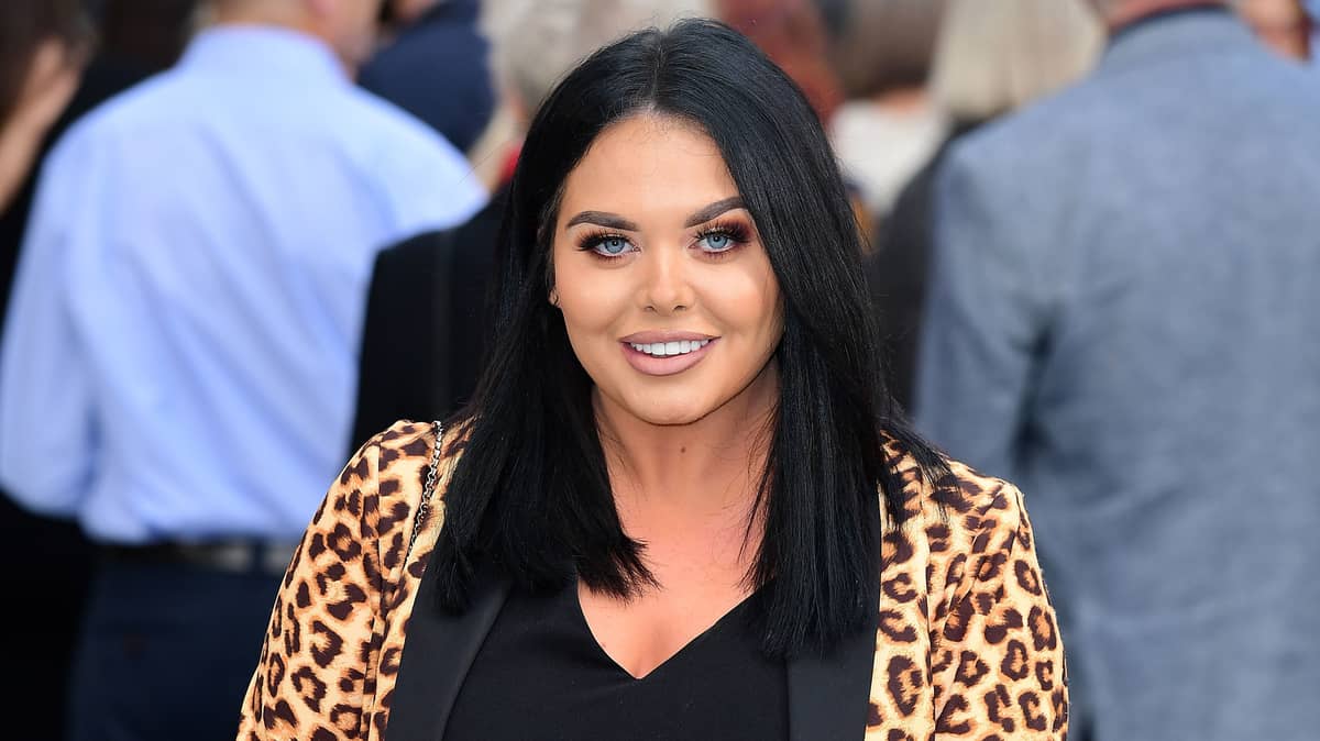 Scarlett Moffatt Shares Uplifting Body Positivity Post On Instagram Tyla