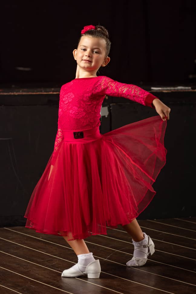 Deaf Girl Teaches Herself To Be Ballroom Dancer Through Strictly Come ...