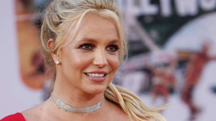 Double Fisting Britney Spears - Framing Britney Spears: Fans Studying Singer's Latest Scrabble Post For  Hidden Message Following Doc